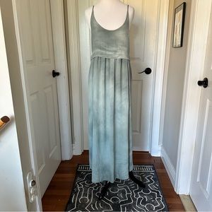 Wilfred (Aritzia) Bisous Dress 100% Silk